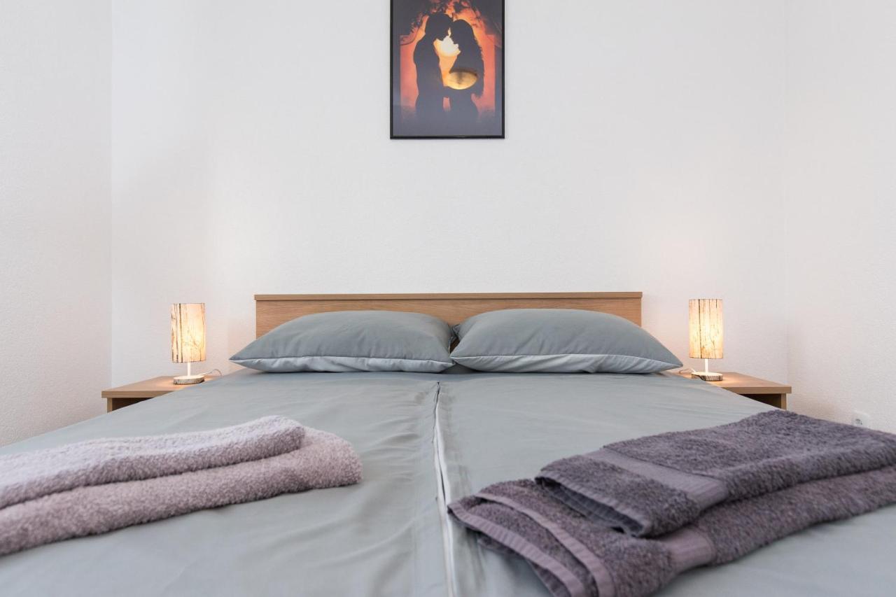 Apartment Dajana Pinezici  Ngoại thất bức ảnh