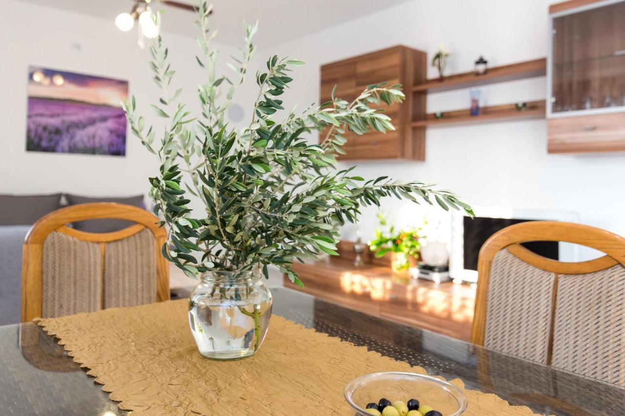Apartment Dajana Pinezici  Ngoại thất bức ảnh